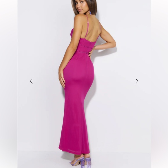 NWT HOURGLASS LOVE MESH MAXI DRESS BERRY - Picture 3 of 6